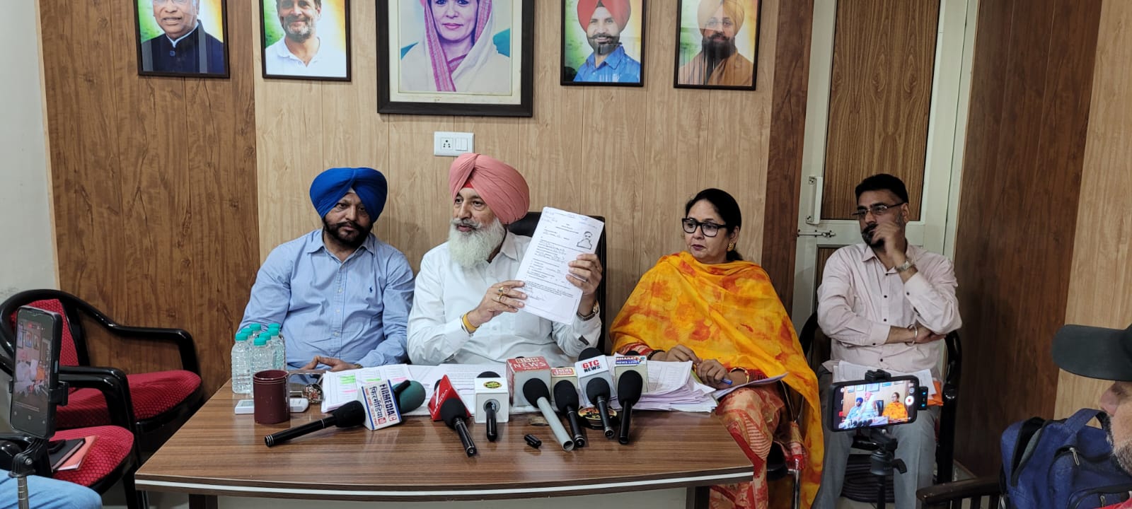 बलबीर सिद्धू का आरोप, आप ने मोहाली में बड़े पैमाने पर फर्जी वोट बनवाए